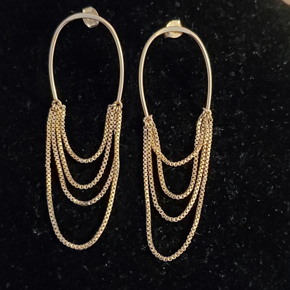 Goldtone oval box chain dangle earrings